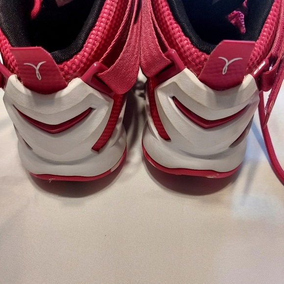 Nike Lebron James Pink Youth 4  Sneakers - Picture 3 of 5